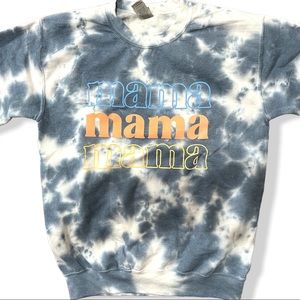 “Mama” graphic sweatshirt